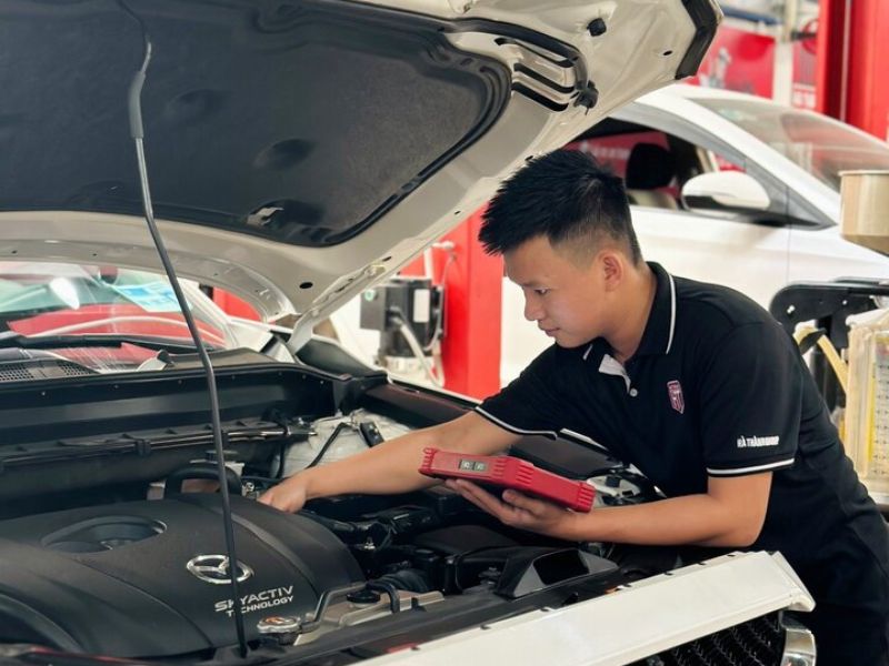 Chuẩn hóa quy trình tiếp nhận và sửa chữa ngay từ đầu