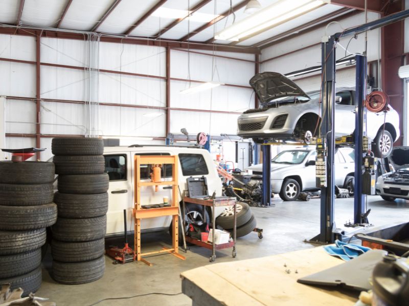 Gara mất khách do đâu & cách giữ chân khách hiệu quả 8 Gara mất khách cũ và ít có khách mới