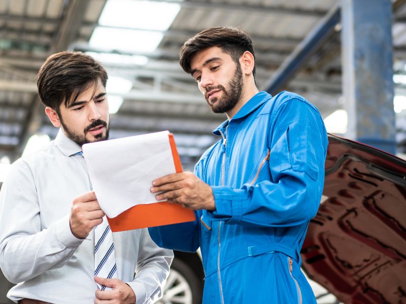 Hồ sơ giấy dễ bị thất lạc và phụ thuộc khi cần kiểm tra lại