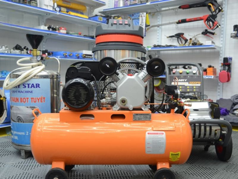 Máy móc, thiết bị sửa chữa ô tô