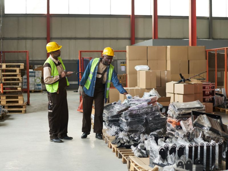 Hỗ trợ quản lý kho và phụ tùng