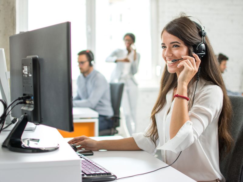Dịch vụ chăm sóc khách hàng bằng phần mềm 