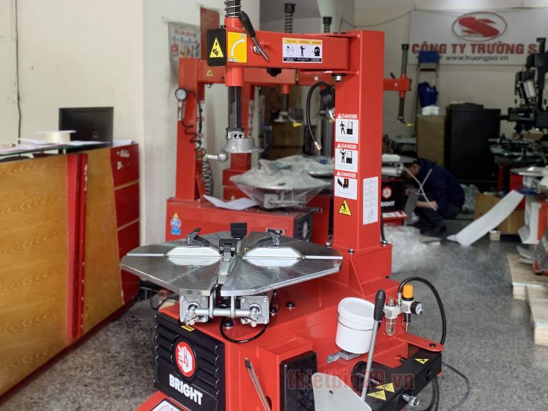 Thương hiệu phổ thông (Sản xuất tại Trung Quốc công nghệ Ý)