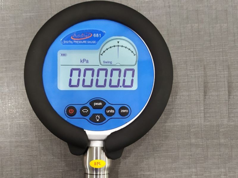 Đồng hồ đo áp suất cao cấp/điện tử 
