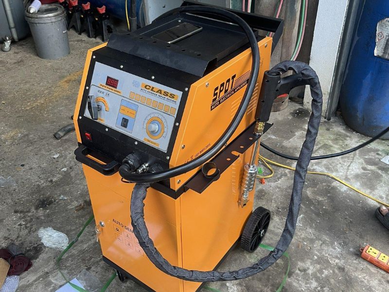 Giá máy hàn rút tôn: Cập nhật bảng giá theo từng dòng máy 5 Khả năng điều chỉnh công suất và dòng hàn